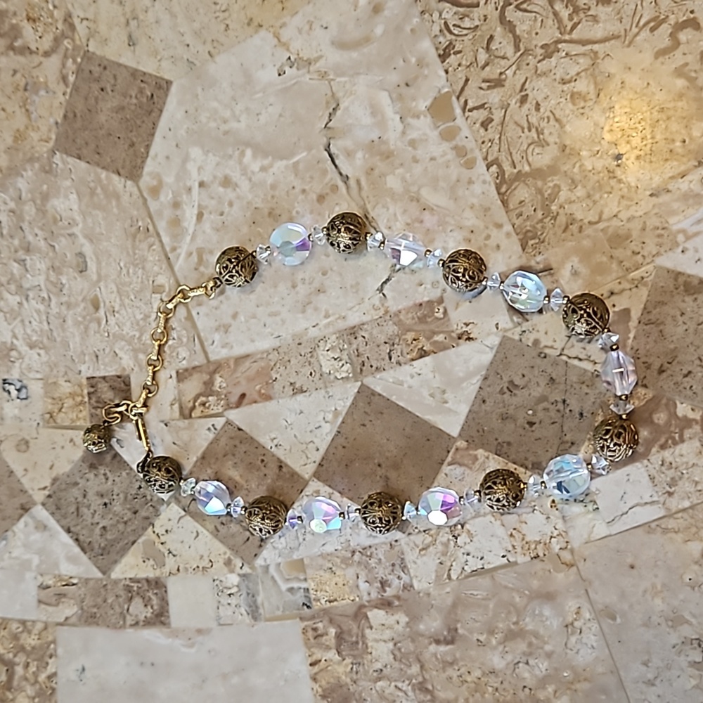Lisner Signed Gold Tone Choker Necklace AB Crystal Vintage Aurora Borealis